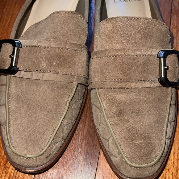 Vince Camuto Flats - Picture 3 of 7